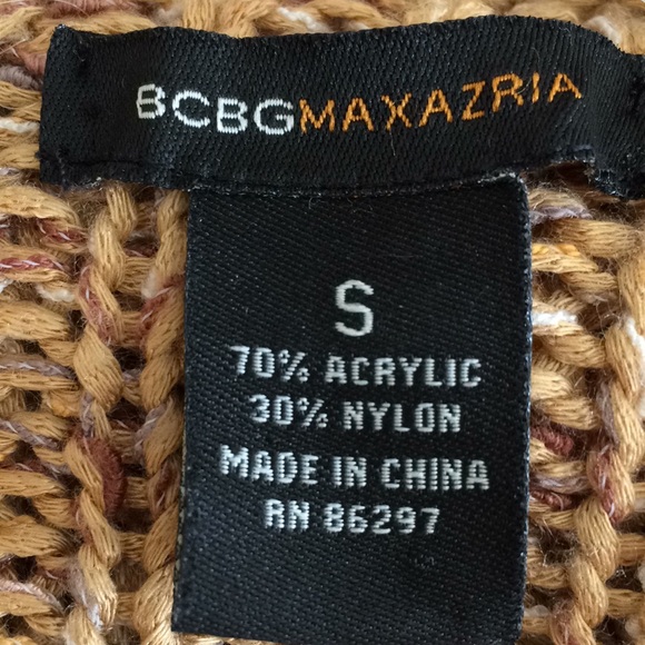 BCBG MaxAzria chunky cardigan, 3/4 bell sleeves - Picture 5 of 8